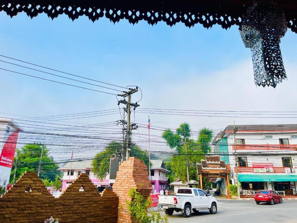Ngamta Hotel Mae Hong Son Exterior foto