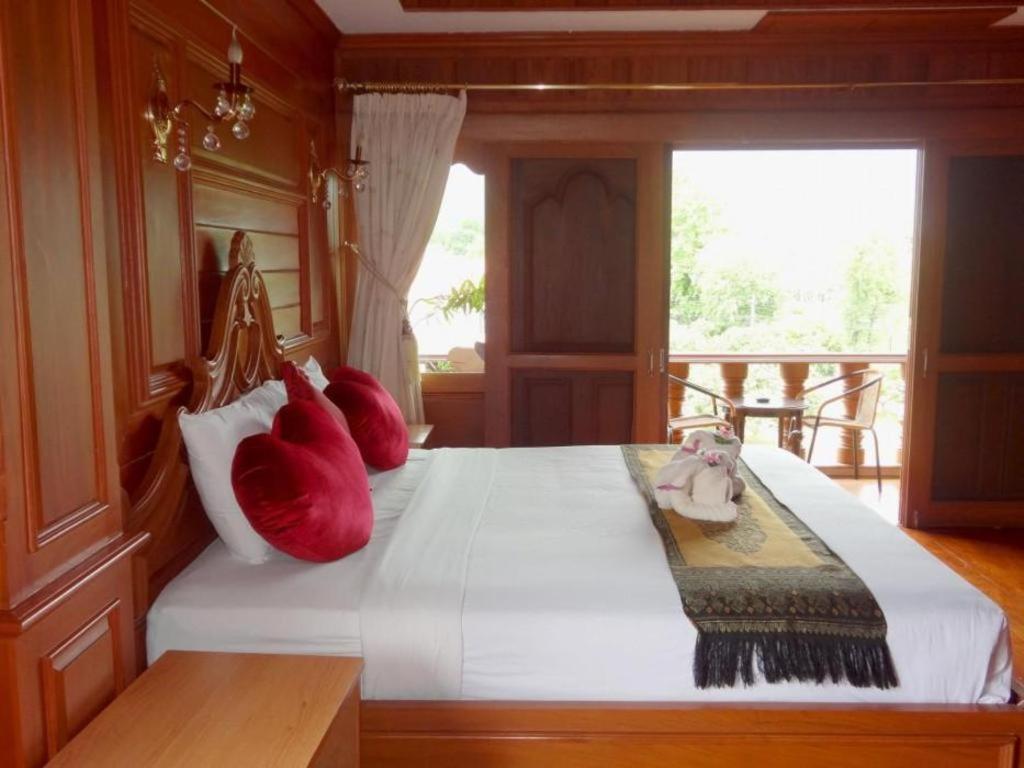 Ngamta Hotel Mae Hong Son Exterior foto