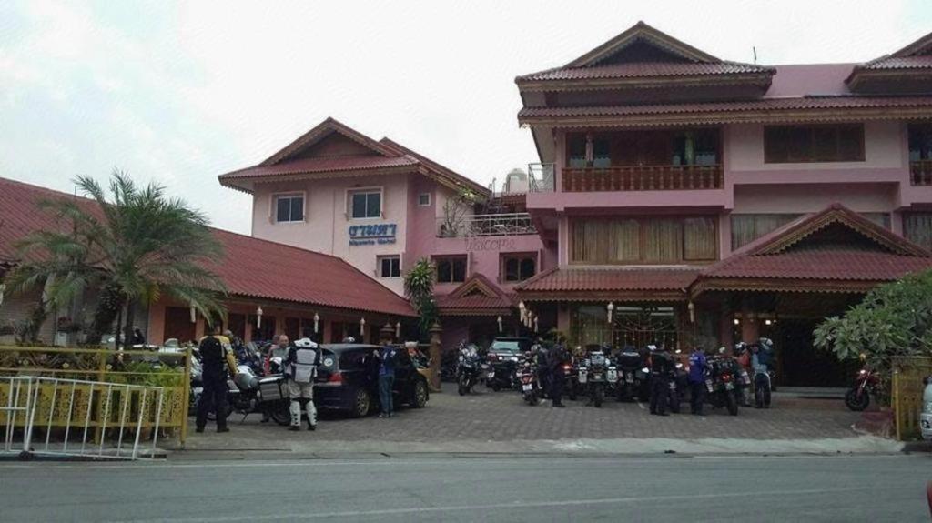 Ngamta Hotel Mae Hong Son Exterior foto