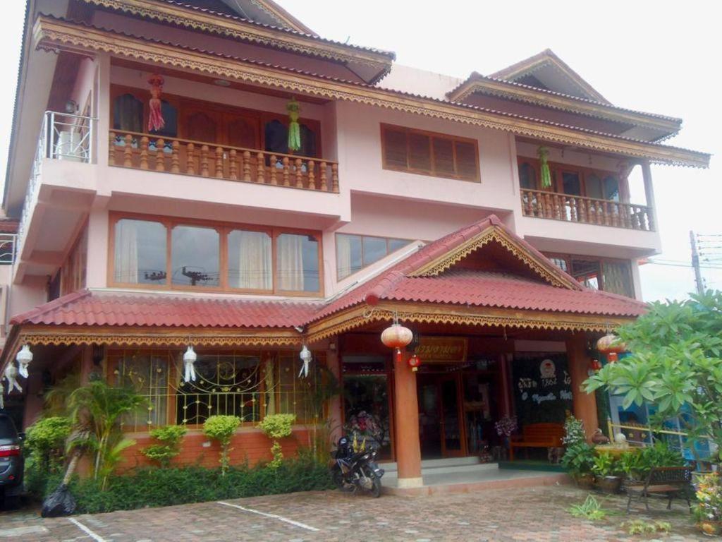 Ngamta Hotel Mae Hong Son Exterior foto